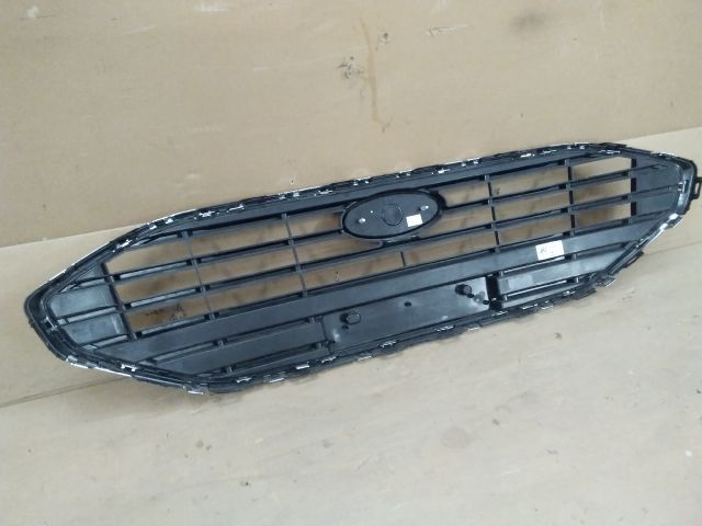 bontott FORD FOCUS IV Hűtőrács