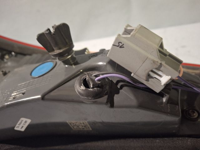 bontott FORD FOCUS IV Jobb Belső Hátsó Lámpa