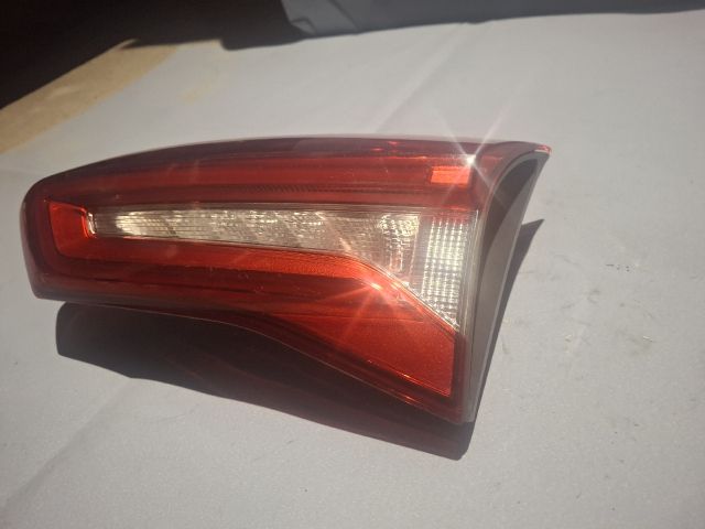 bontott FORD FOCUS IV Jobb Belső Hátsó Lámpa