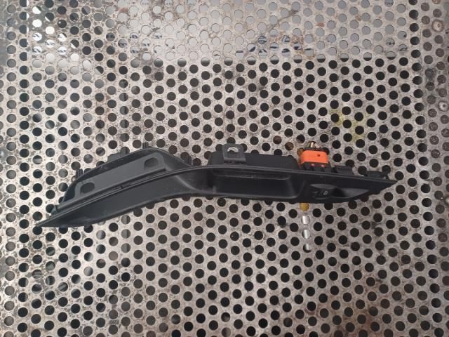 bontott FORD FOCUS IV Jobb első Ablakemelő Kapcsoló