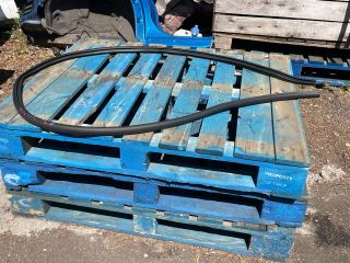 bontott FORD FOCUS IV Jobb első Gumikéder