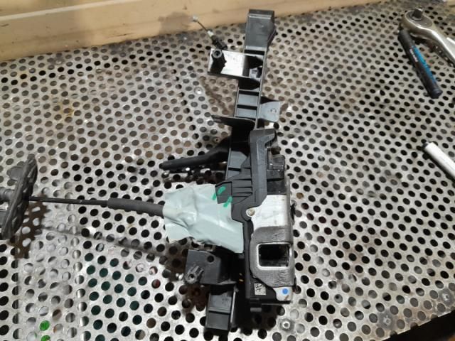 bontott FORD FOCUS IV Jobb első Zsanér