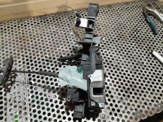 bontott FORD FOCUS IV Jobb első Zsanér