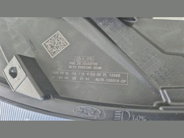 bontott FORD FOCUS IV Jobb Fényszóró