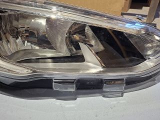 bontott FORD FOCUS IV Jobb Fényszóró