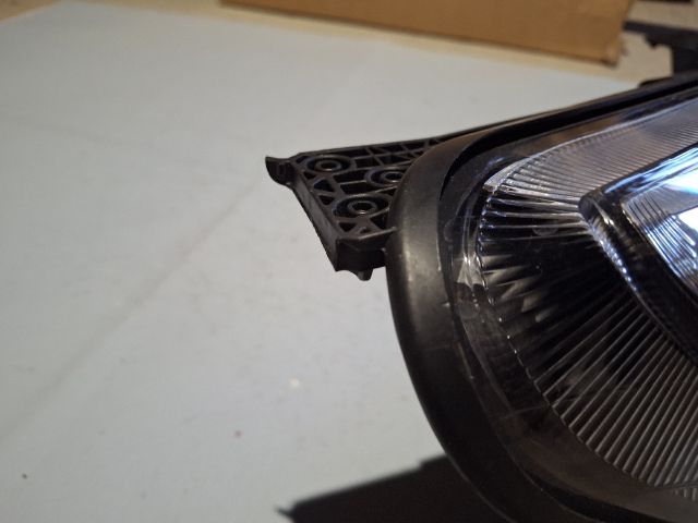 bontott FORD FOCUS IV Jobb Fényszóró