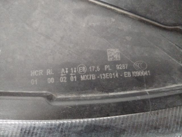 bontott FORD FOCUS IV Jobb Fényszóró