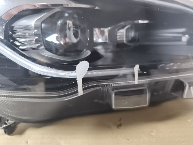 bontott FORD FOCUS IV Jobb Fényszóró