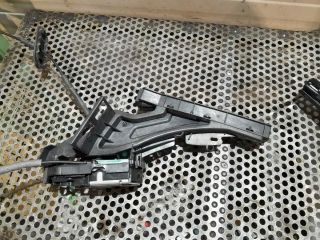 bontott FORD FOCUS IV Jobb hátsó Ajtózár