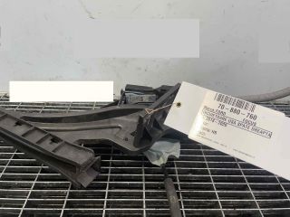 bontott FORD FOCUS IV Jobb hátsó Ajtózár