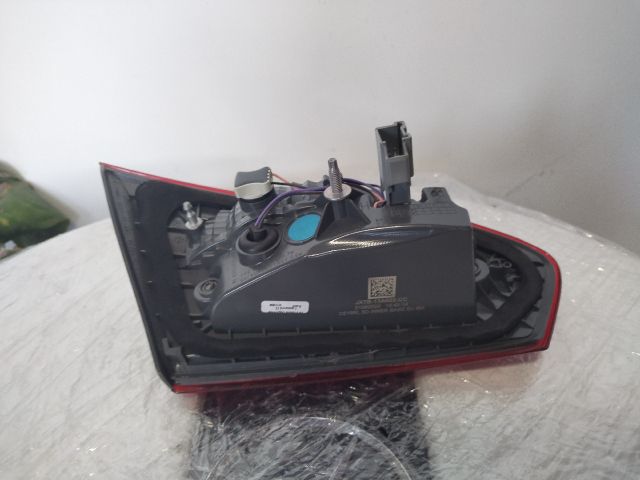 bontott FORD FOCUS IV Jobb Hátsó Lámpa