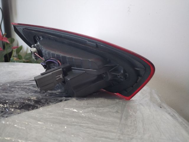 bontott FORD FOCUS IV Jobb Hátsó Lámpa