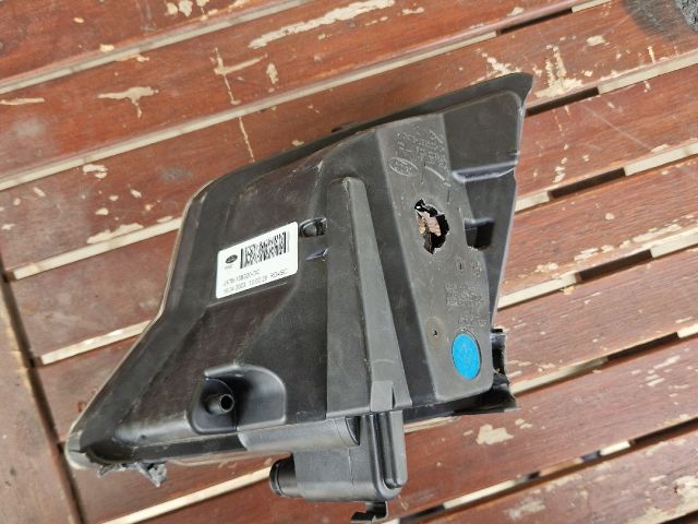 bontott FORD FOCUS IV Jobb Ködfényszóró