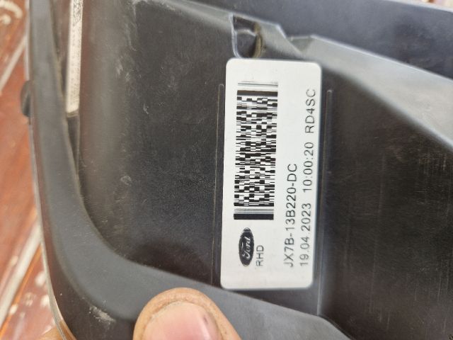 bontott FORD FOCUS IV Jobb Ködfényszóró