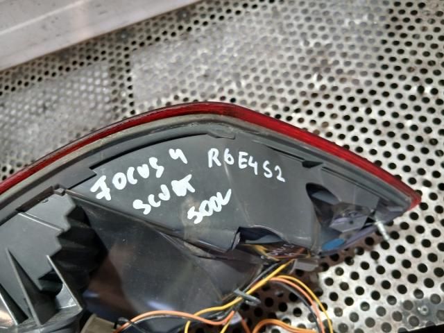 bontott FORD FOCUS IV Jobb Külső Hátsó Lámpa