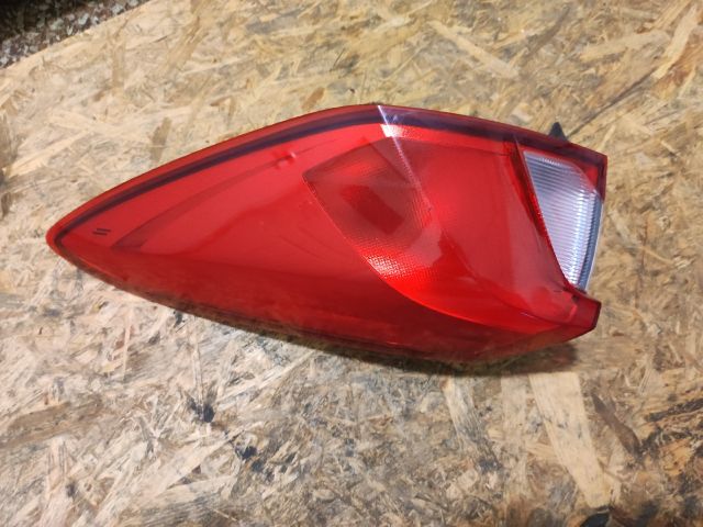 bontott FORD FOCUS IV Jobb Külső Hátsó Lámpa
