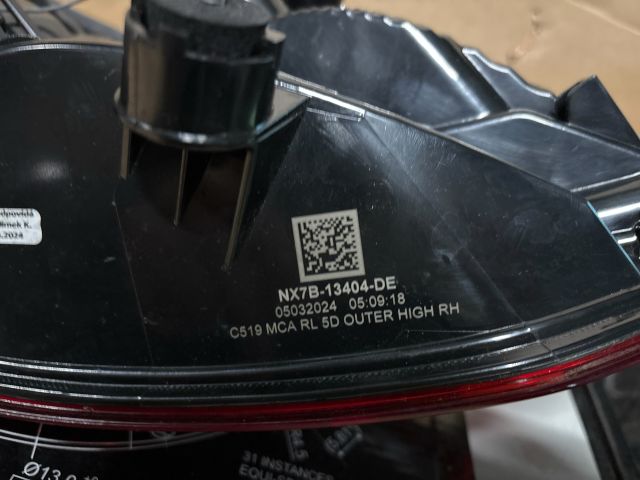 bontott FORD FOCUS IV Jobb Külső Hátsó Lámpa