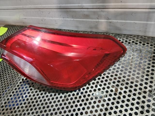 bontott FORD FOCUS IV Jobb Külső Hátsó Lámpa