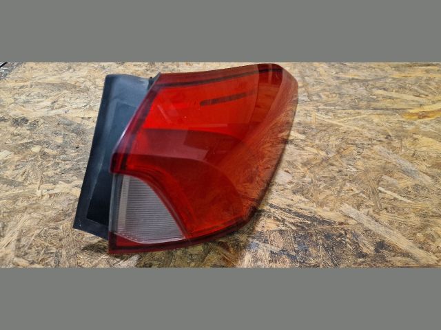 bontott FORD FOCUS IV Jobb Külső Hátsó Lámpa