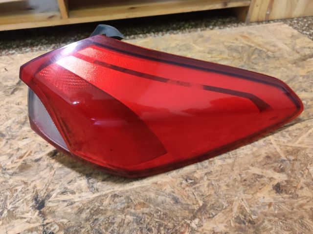 bontott FORD FOCUS IV Jobb Külső Hátsó Lámpa