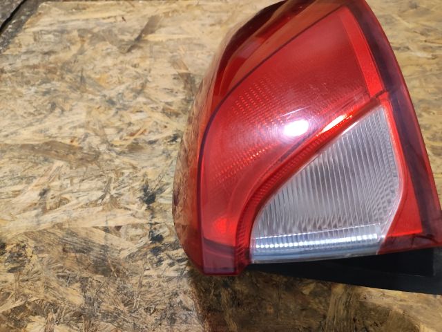 bontott FORD FOCUS IV Jobb Külső Hátsó Lámpa