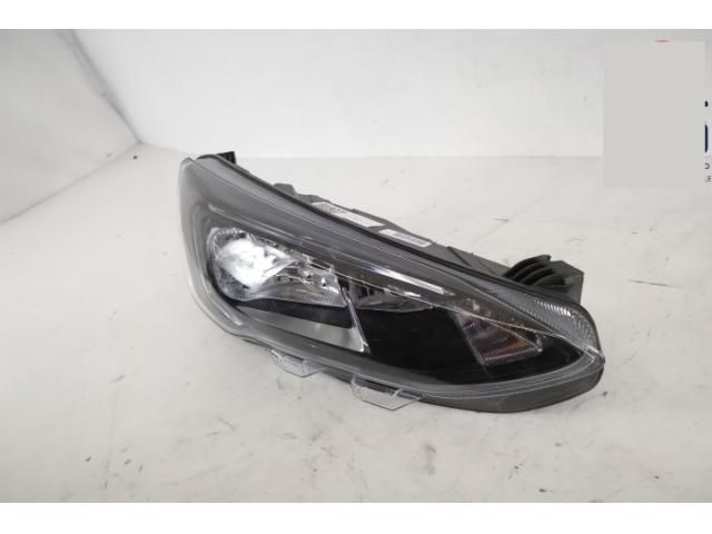 bontott FORD FOCUS IV Jobb Ledes Fényszóró