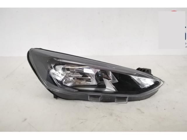 bontott FORD FOCUS IV Jobb Ledes Fényszóró