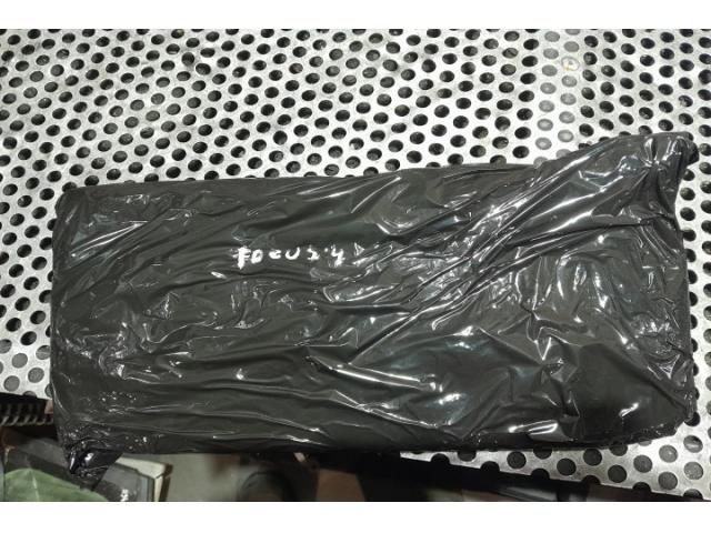 bontott FORD FOCUS IV Jobb Napellenző