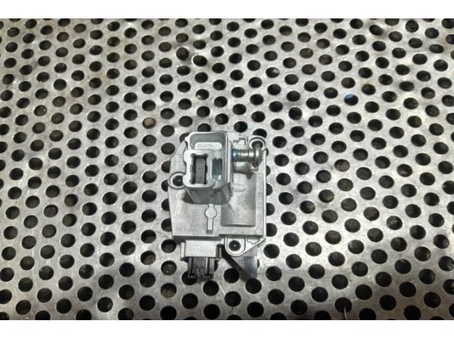 bontott FORD FOCUS IV Kormányzár (Elektromos)