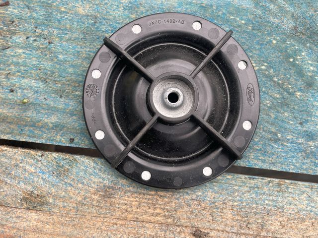 bontott FORD FOCUS IV Pótkerék Rögzítő