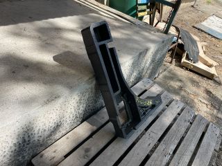 bontott FORD FOCUS IV Pótkerék Szerszámtartó