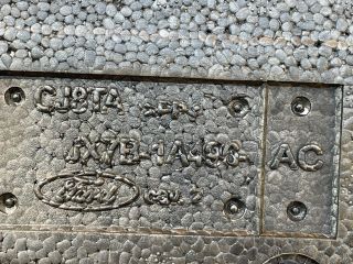 bontott FORD FOCUS IV Pótkerék Szerszámtartó