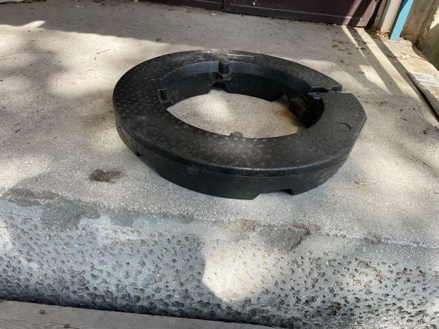 bontott FORD FOCUS IV Pótkerék Tartó