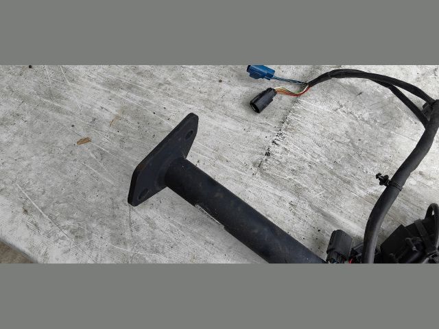 bontott FORD FOCUS IV Vonóhorog