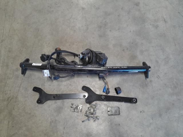 bontott FORD FOCUS IV Vonóhorog