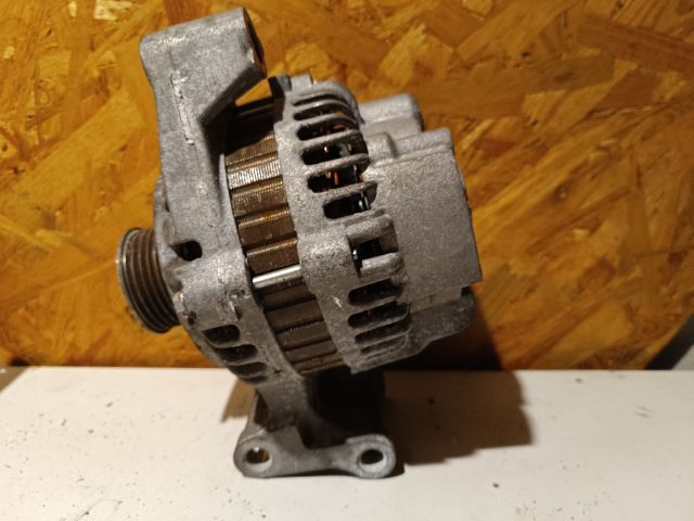 bontott FORD FUSION Generátor