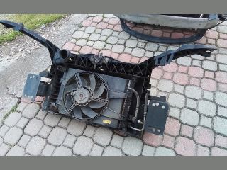 bontott FORD FUSION Komplett Homlokfal (Részeivel)