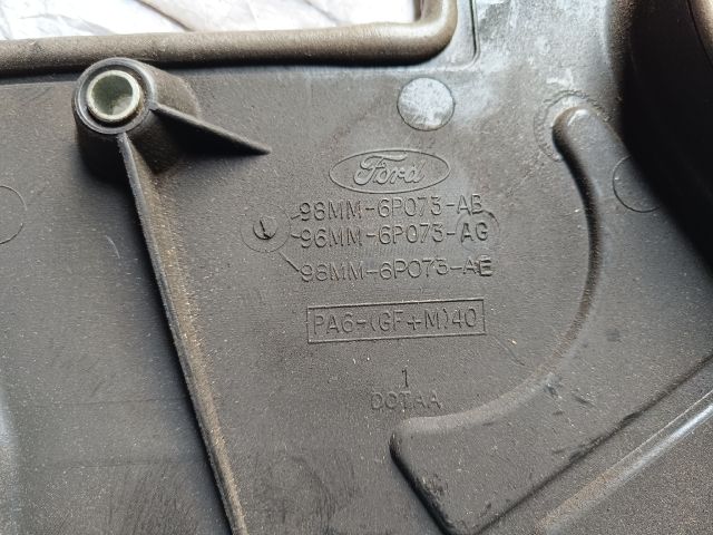 bontott FORD FUSION Felső Vezérlés Burkolat