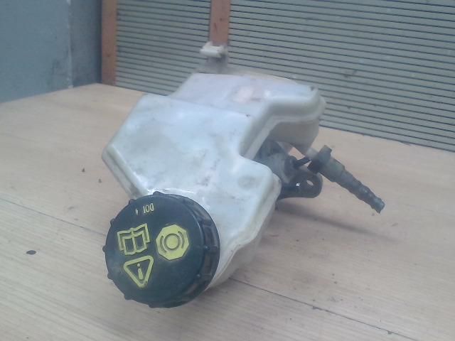 bontott FORD FUSION Főfékhenger