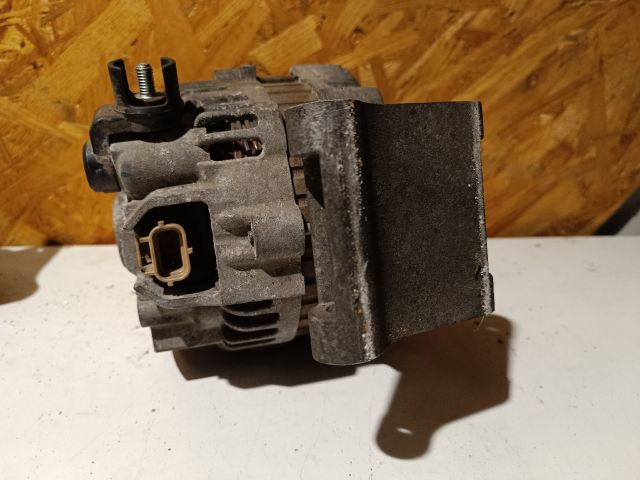 bontott FORD FUSION Generátor