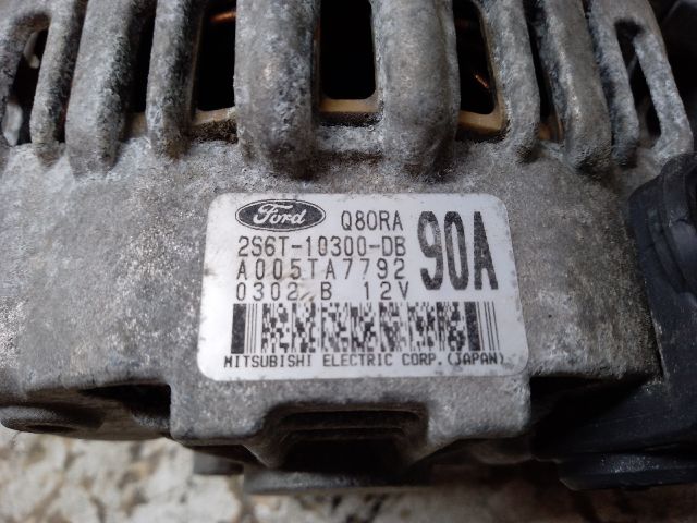 bontott FORD FUSION Generátor