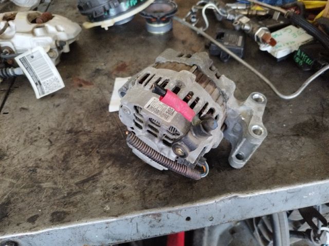 bontott FORD FUSION Generátor