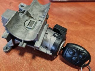 bontott FORD FUSION Gyújtáskapcsoló Házzal