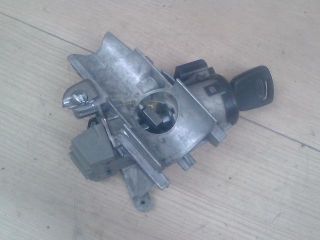 bontott FORD FUSION Gyújtáskapcsoló Házzal