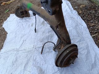 bontott FORD FUSION Hátsó Futómű (Részeivel)