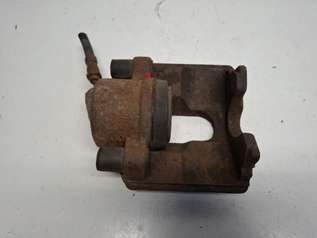 bontott FORD FUSION Jobb első Féknyereg Munkahengerrel