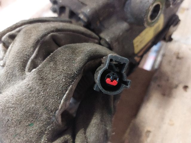 bontott FORD FUSION Klímakompresszor