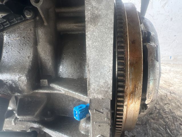 bontott FORD FUSION Motor (Fűzött blokk hengerfejjel)