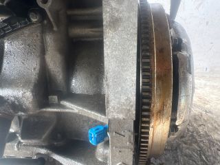 bontott FORD FUSION Motor (Fűzött blokk hengerfejjel)