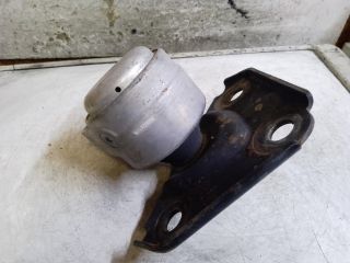 bontott FORD FUSION Motor Tartó Bak (Fém)